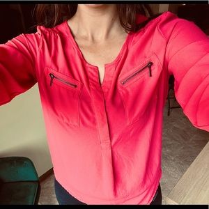 NWOT!! Womans Blouse w/ Adjustable Sleeves